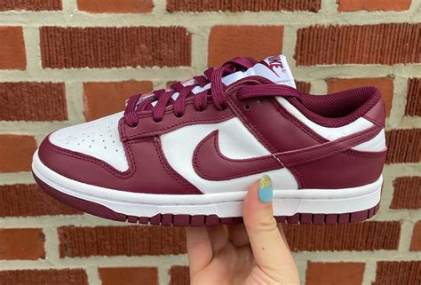 nike damen bourdeaux|nike dunk low bordeaux price.